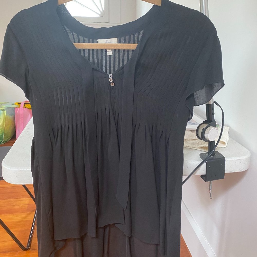 Joie Silk Shirt, like new!!